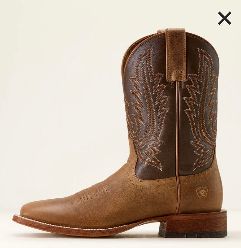 Men’s County Roads Wide Square Toe Western Boot
